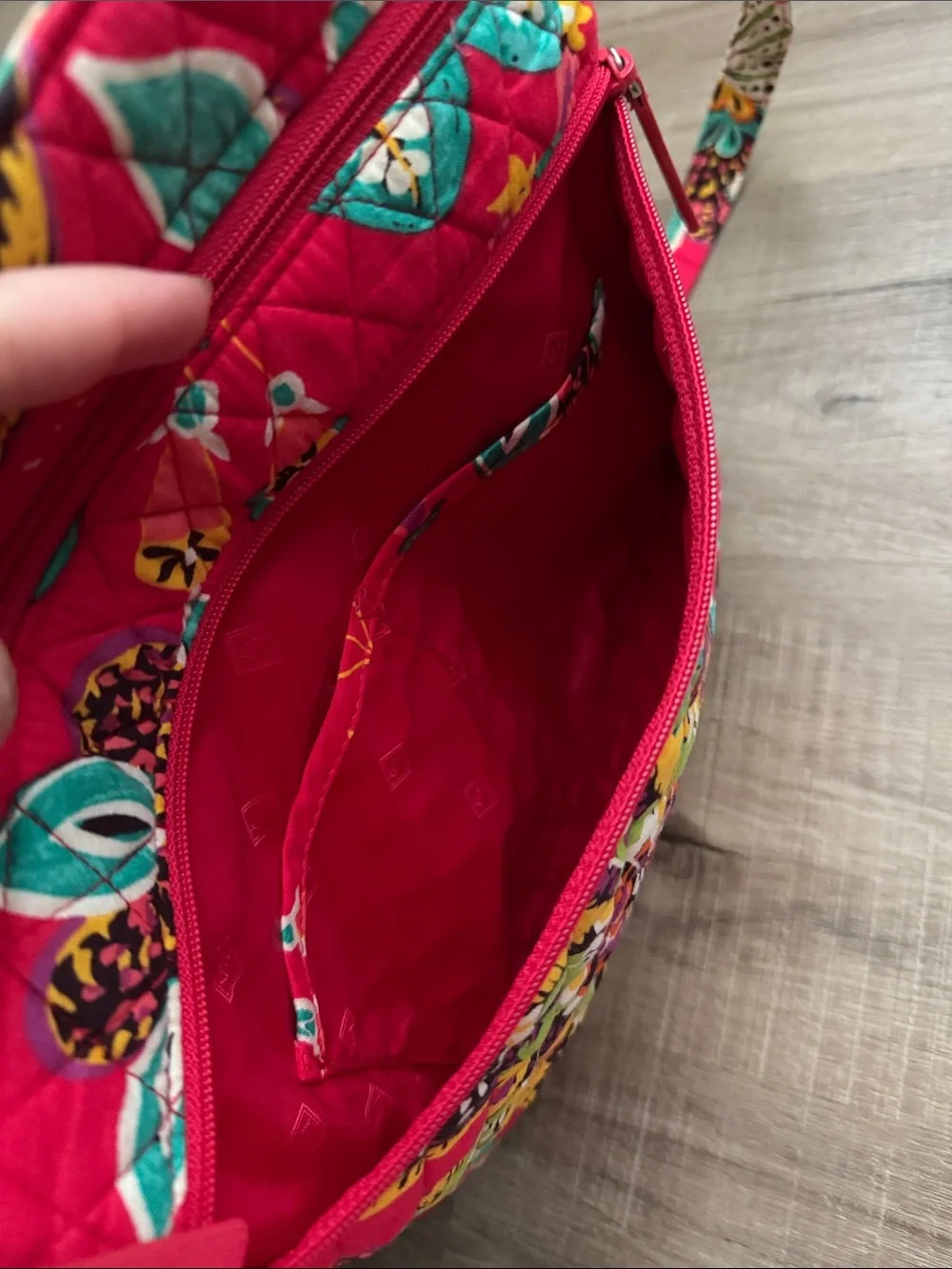 Vera Bradley Bohemian Blooms Triple Zip Hipster Crossbody Retired Floral